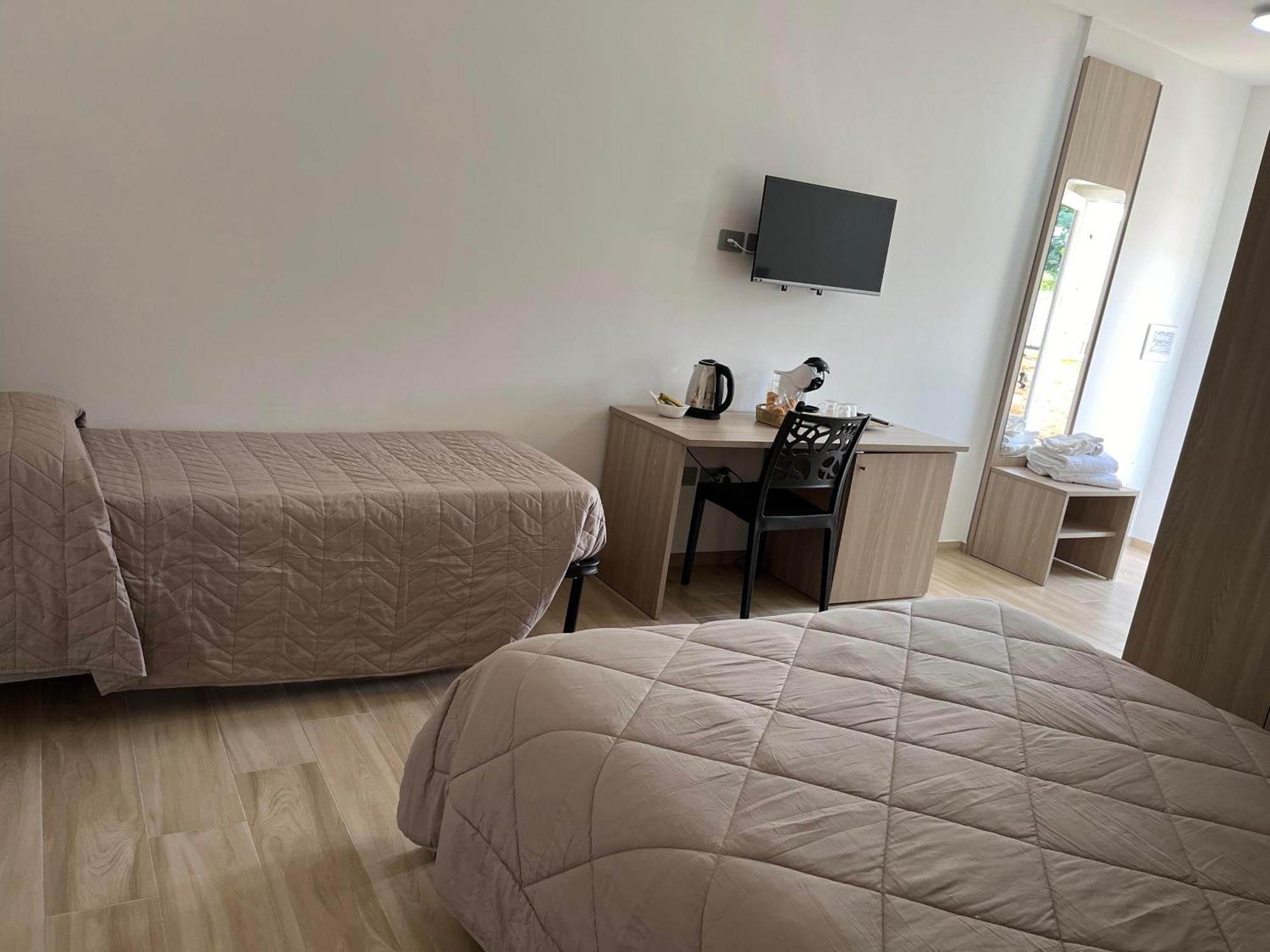 B&B La Terrazza Polifrone Cotronei Luaran gambar