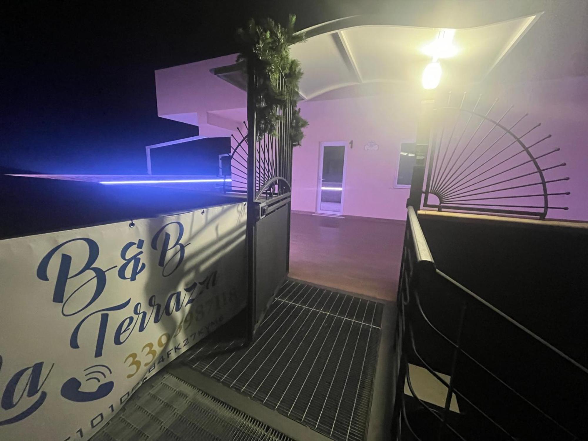 B&B La Terrazza Polifrone Cotronei Luaran gambar