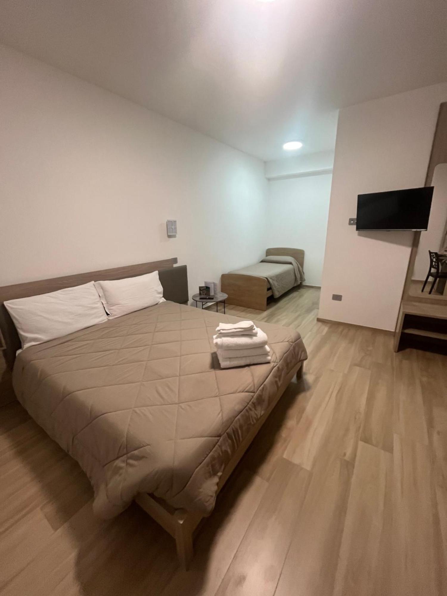 B&B La Terrazza Polifrone Cotronei Luaran gambar