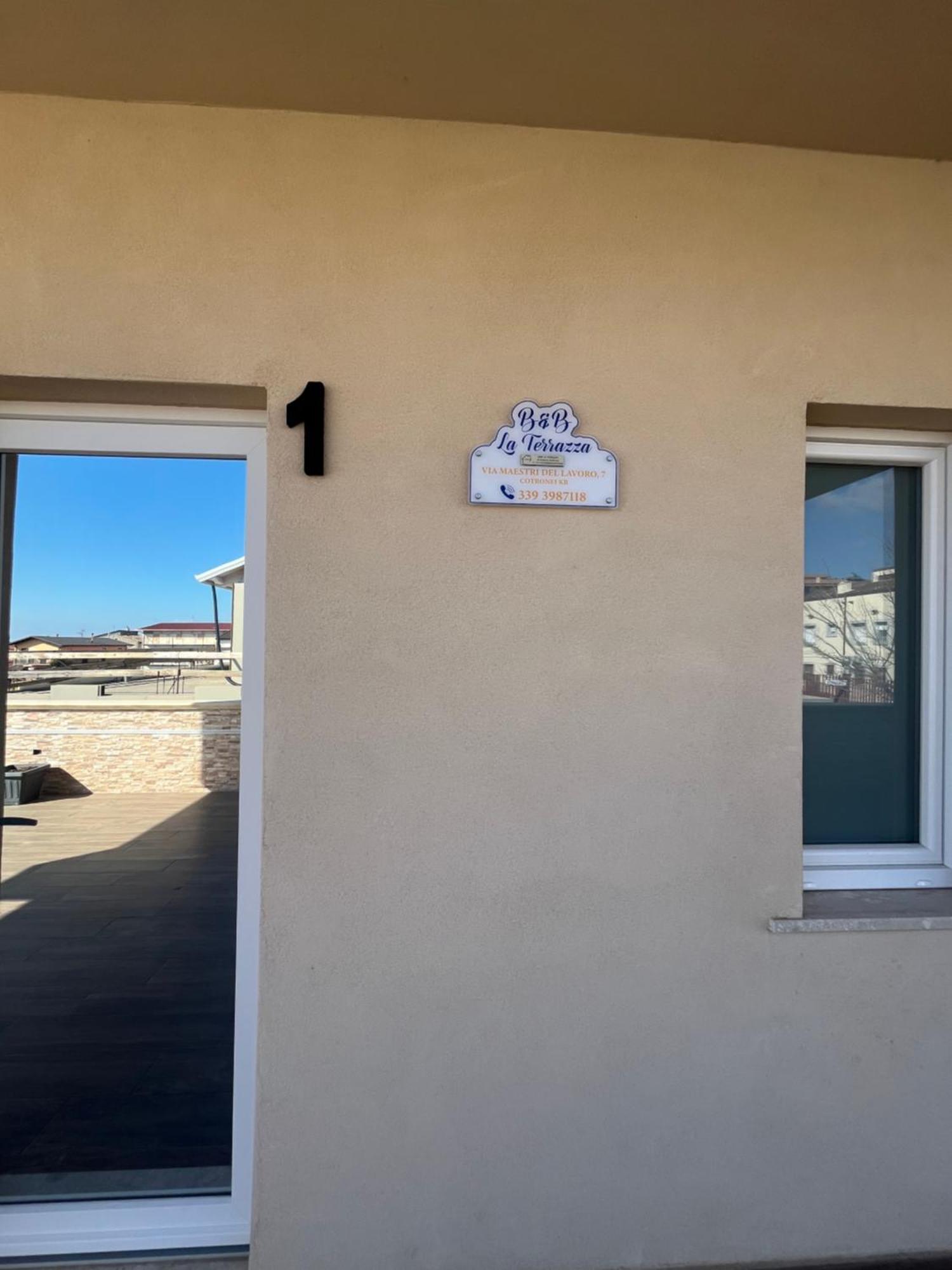 B&B La Terrazza Polifrone Cotronei Luaran gambar